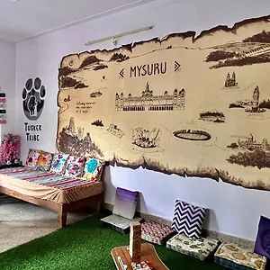  Hostel Tusker Tribe